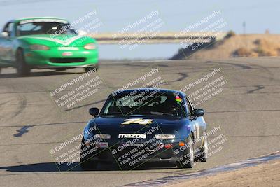 media/Oct-15-2023-CalClub SCCA (Sun) [[64237f672e]]/Group 4/Qualifying/